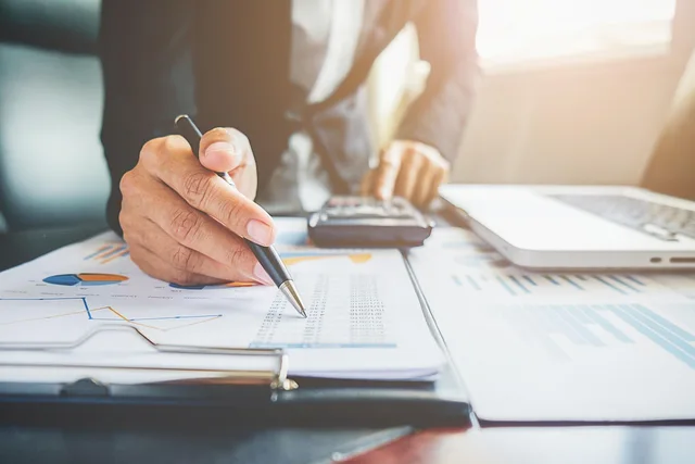 finance, accounting, tax, tax deduction, bookkeeping, accounting, accounting, accounting, tax, bookkeeping, bookkeeping, bookkeeping, bookkeeping, bookkeeping. Making Tax Digital and HMRC reporting, what retention software buyers should check